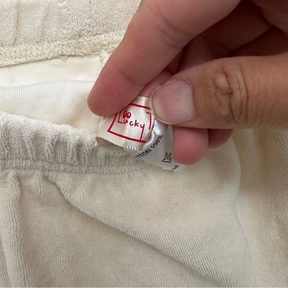 LUCKY TRY SWEATS SIZE S MADE IN KOREA - Picture 4 of 4